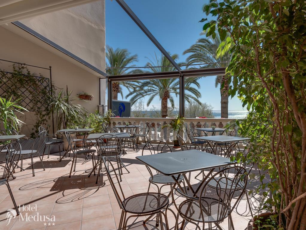 Hotel Medusa فينالي ليغوري المظهر الخارجي الصورة
